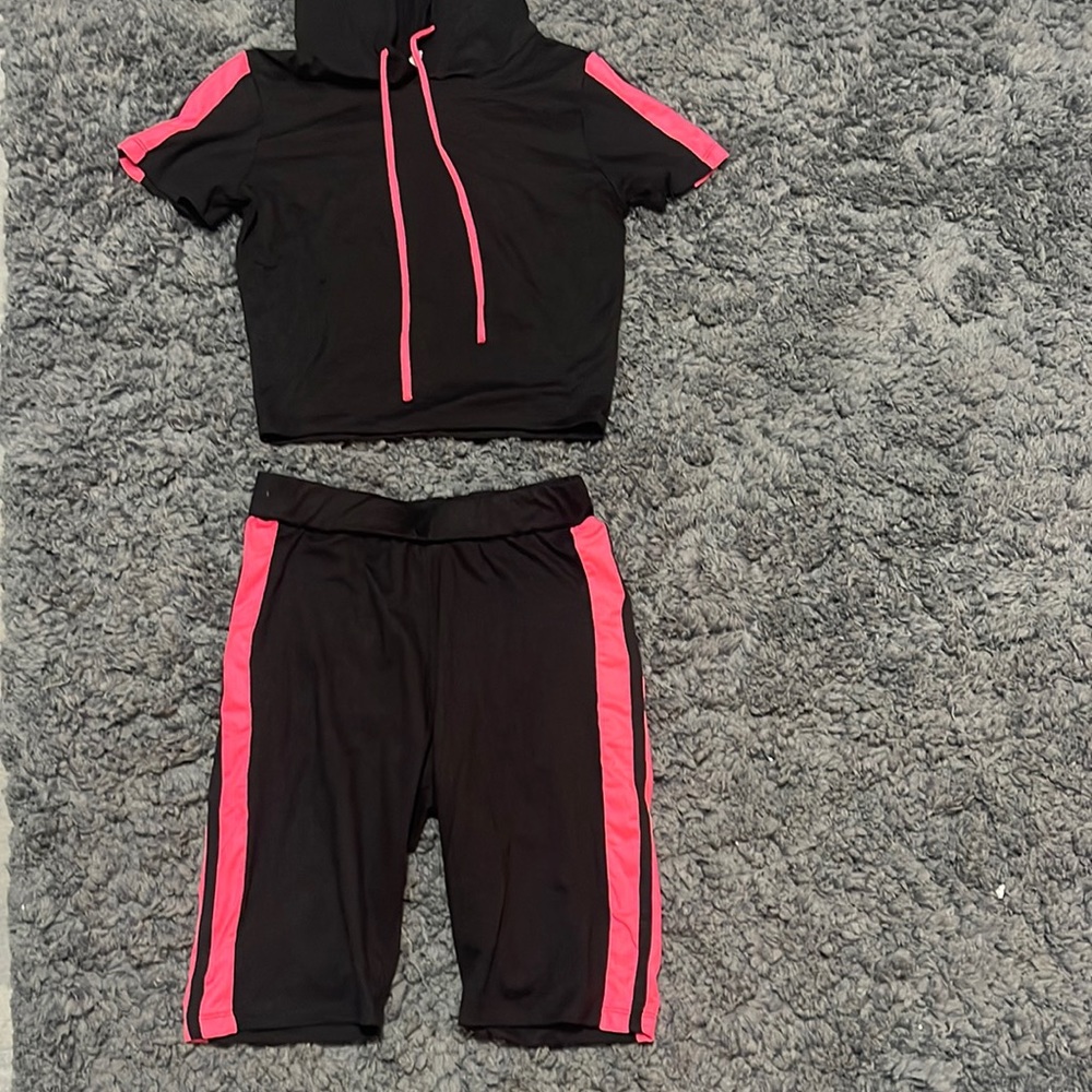 Two piece crop top biker set